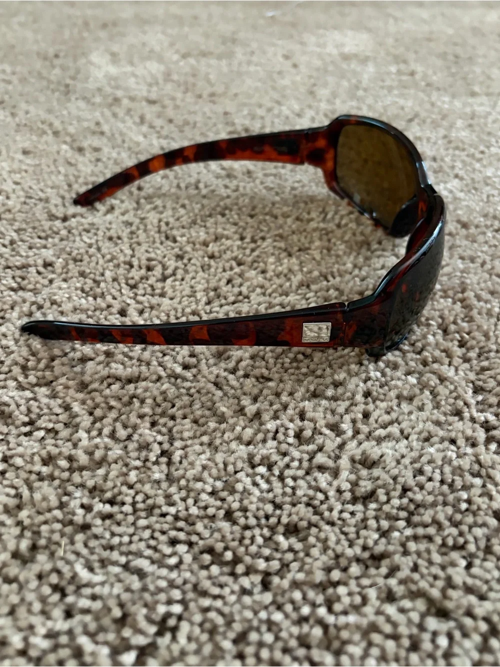 SUNCLOUD stylish tortoiseshell